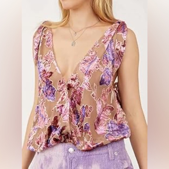 Free People Tied To You Purple Floral Velvet V-Neck Sleeveless Crop Tank(#1,308) - Picture 1 of 15